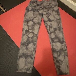 Athleta Gray Tie-Dye Leggings